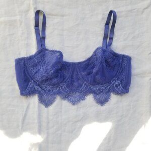 VICTORIA'S SECRET DREAM ANGEL'S LACE BRA SOFT BLUE